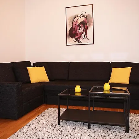 아파트 Cozy In The Middle Of *